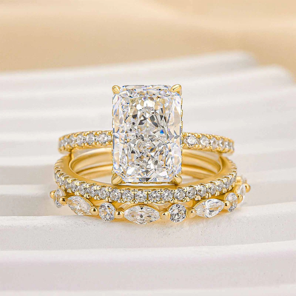 Elegant 3-Piece Wedding Ring Set by Jaily