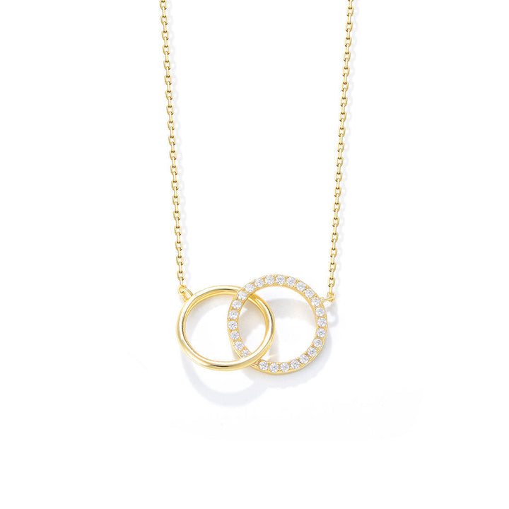 Cubic Zirconia Necklace in Round Circle Design